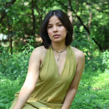 Cargar imagen en el visor de la galería, CORBATIN PERLA MADRE