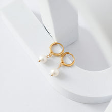 Cargar imagen en el visor de la galería, HUGGIE PERLAS