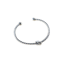 Cargar imagen en el visor de la galería, BRAZALETE NUDO PLATEADO
