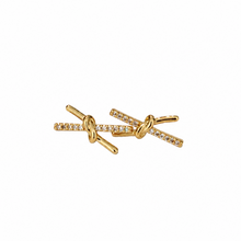 Cargar imagen en el visor de la galería, Aretes Knot
